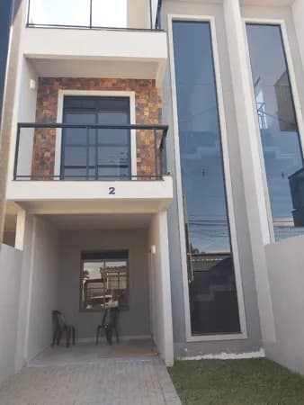 Sobrado em Curitiba - Uberaba