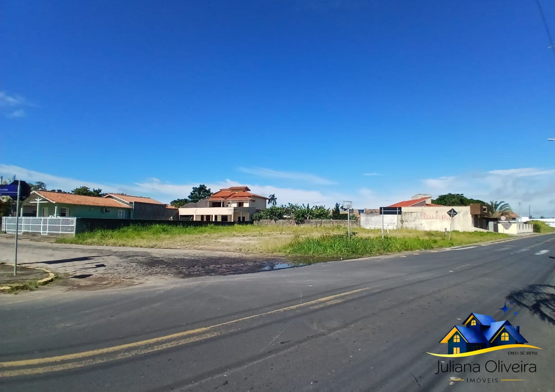 Oportunidade de investimento, lote de esquina, com ótimo poder comercial