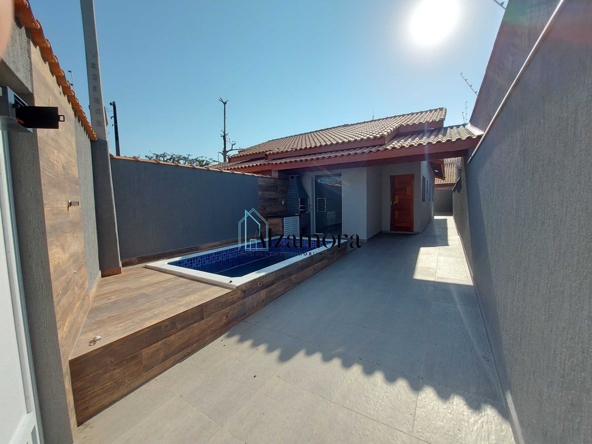 Casa Padrão.
