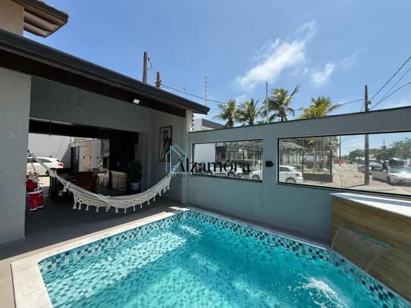 Casa moderna vista mar! 3 suítes , piscina e acabamento impecável - Suarão, Itanhaém
