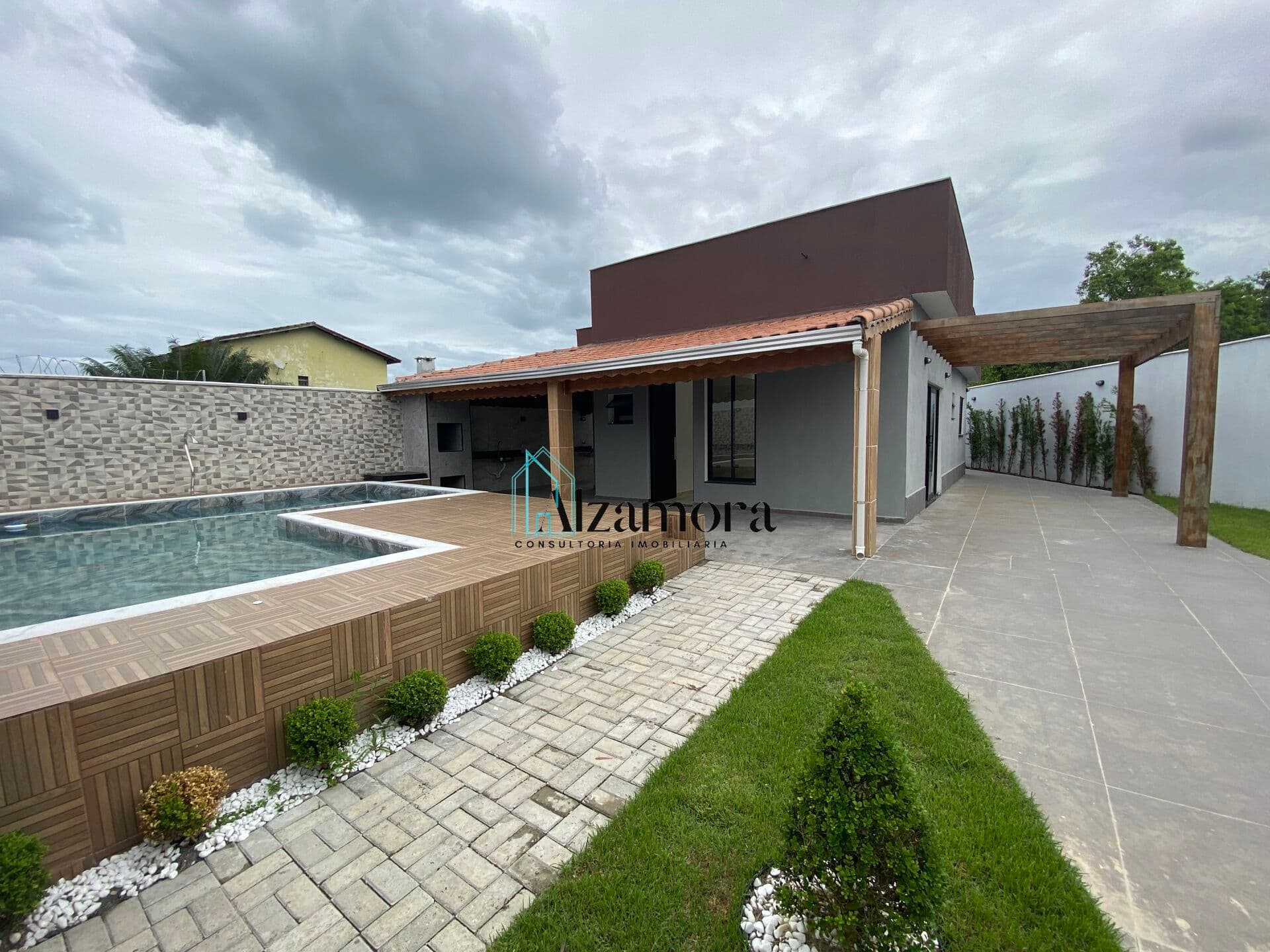 Casa com 3 dormitórios, linda piscina e área gourmet! Cibratel 2
