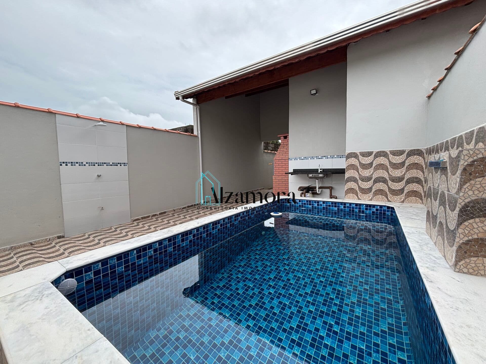 Casa Nova com Piscina em Itanhaém- SP