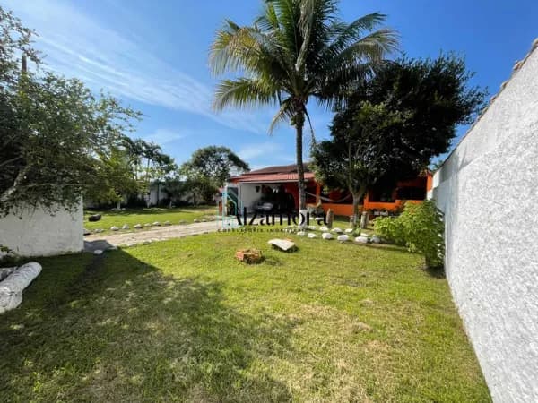 Casa estilo mini chácara no Jardim das Palmeiras.