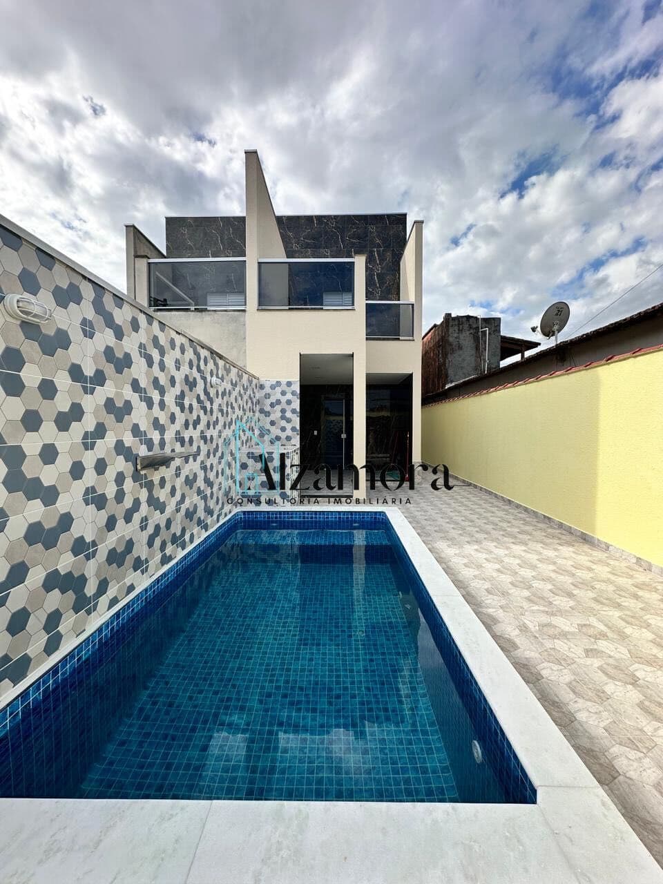 Casa Sobrado em Jardim Suarão - Praia, Itanhaém/SP