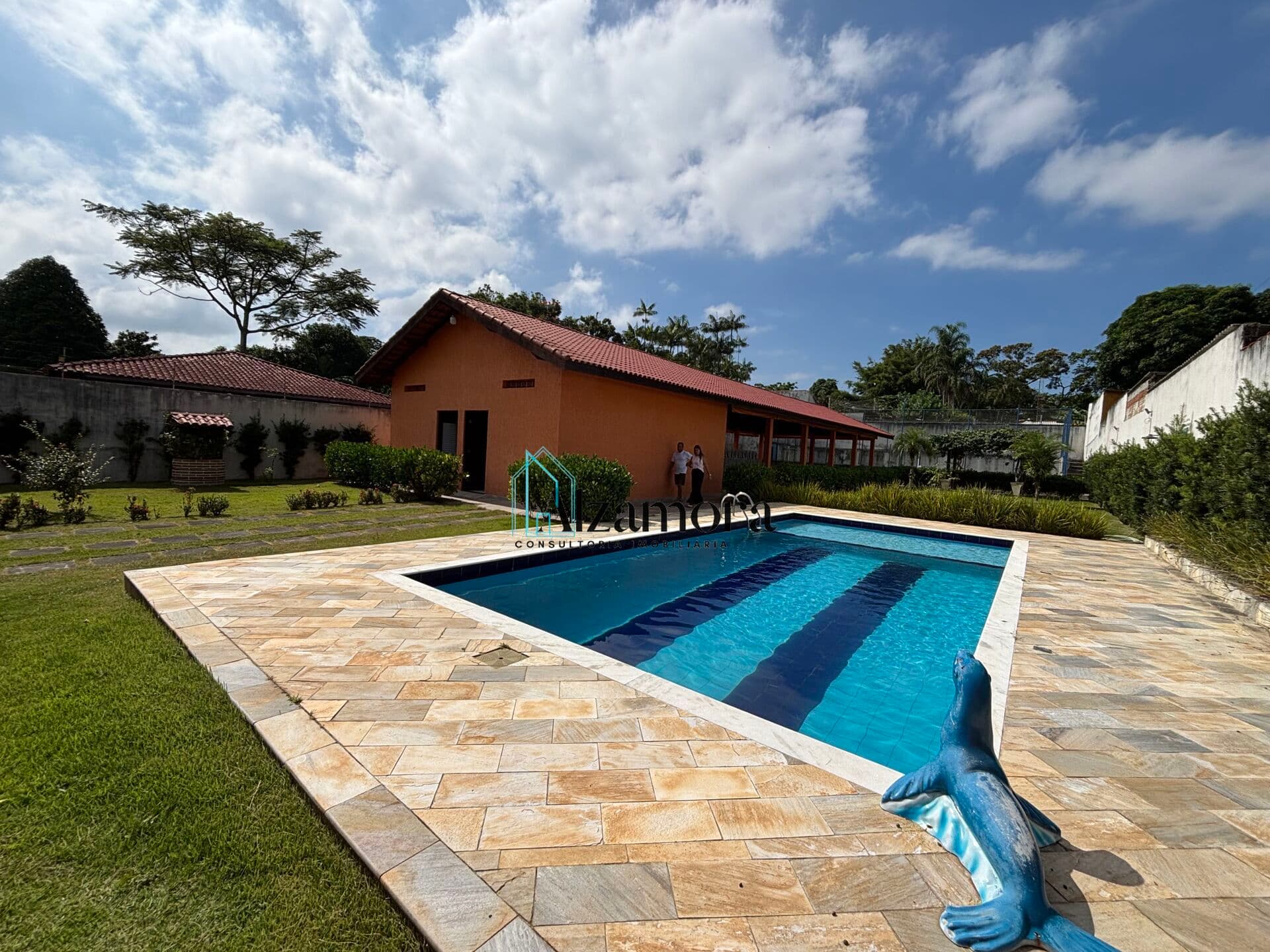 Chácara com piscina e lazer completo a venda em Itanhaém/SP