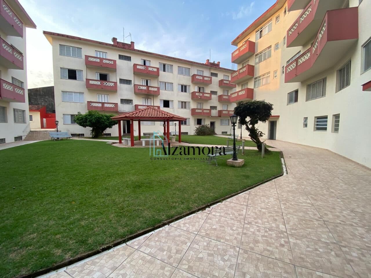 Apartamento espaçoso no Centro de Itanhaém