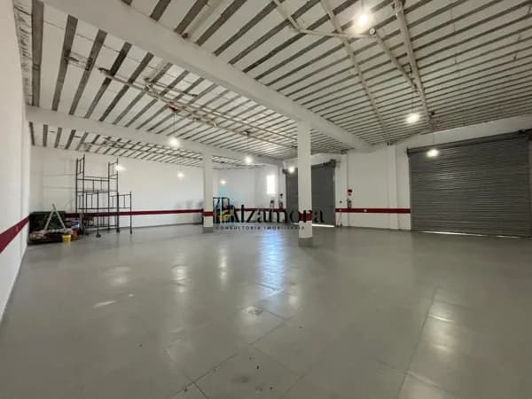 Prédio Comercial - Galpão