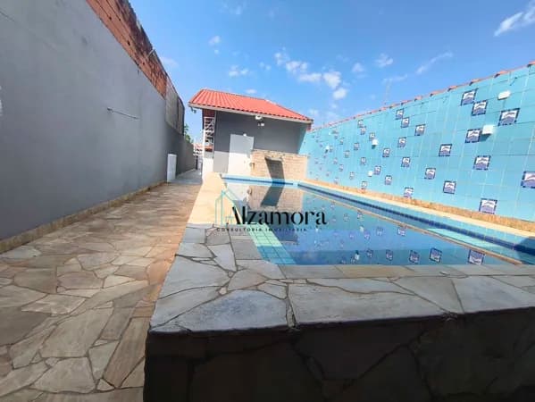 Casa independente com piscina com excelente localização Cibratel II Itanhaém