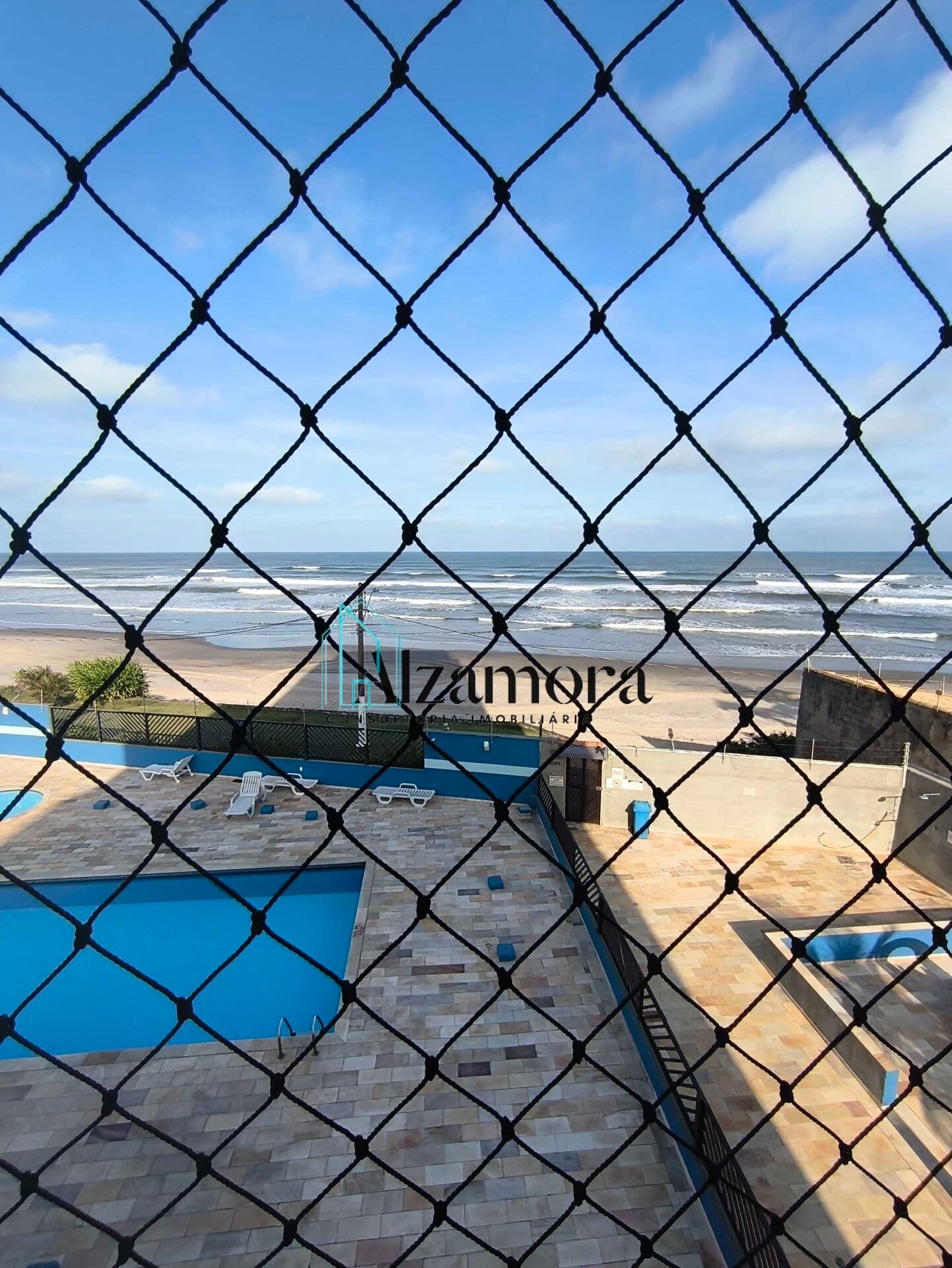 Apartamento com vista mar bairro Satélite Itanhaém -SP