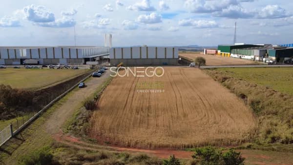 Terreno de 5.000 m² – Laranjal Paulista-SP