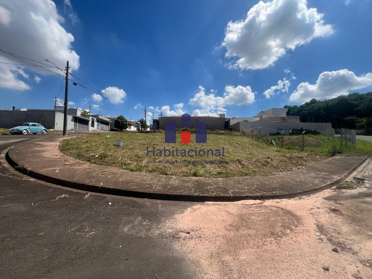 Venda de Terreno Lote Plano no Bairro Terras de Santa Elisa - Araras/SP