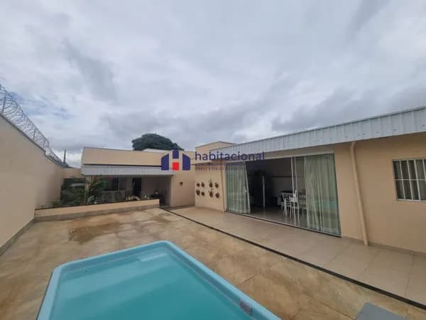 Casa à venda no bairro Jardim Nossa Senhora de Fátima em Araras/SP