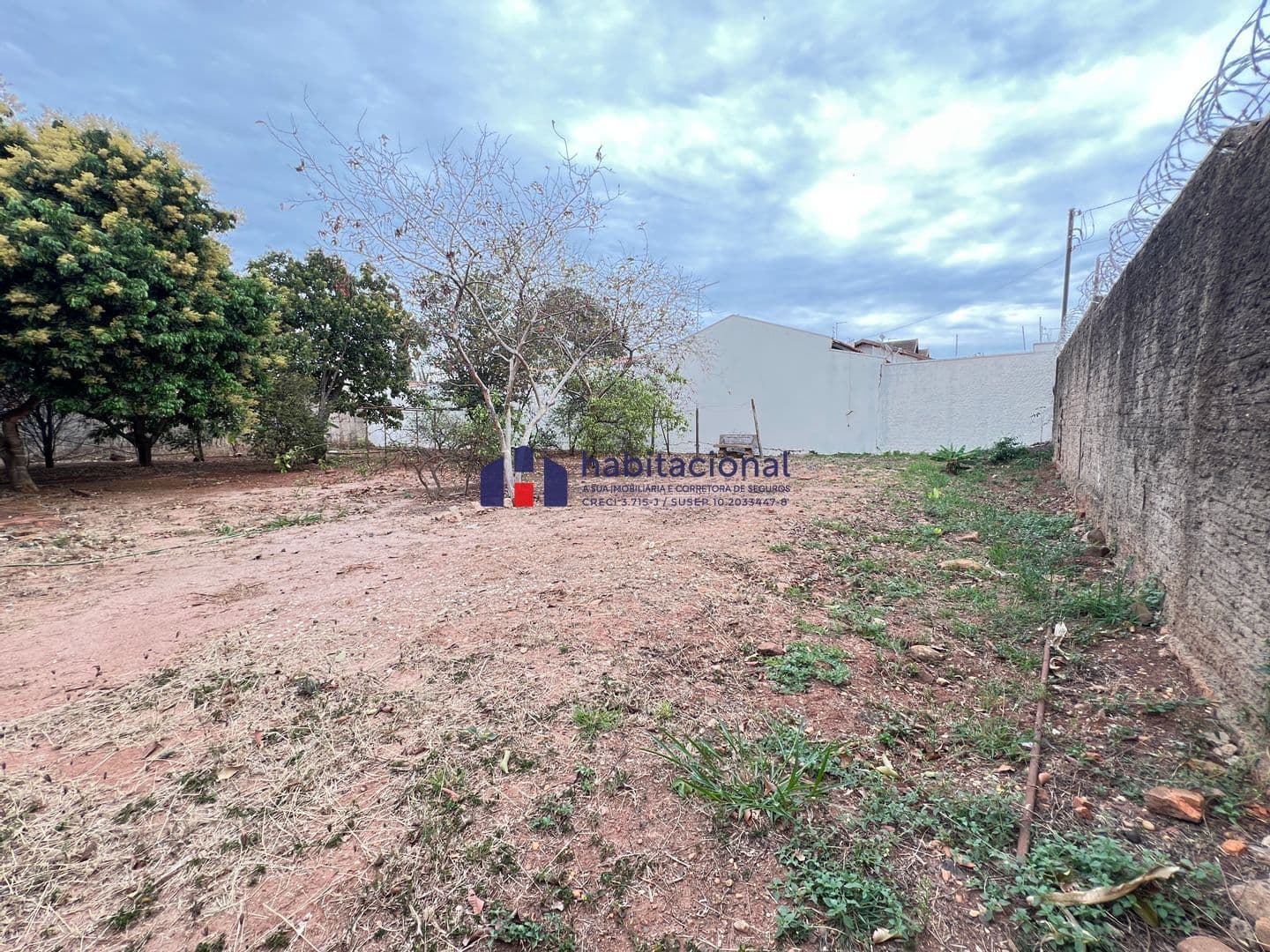 Terreno à venda no bairro Jardim Cândida em Araras/SP