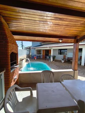 Casa à venda no bairro Jardim Alto das Araras em Araras/SP