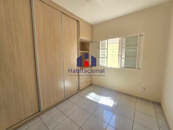 Casa 3 dormitórios em Jardim Luiza Maria, Araras/SP