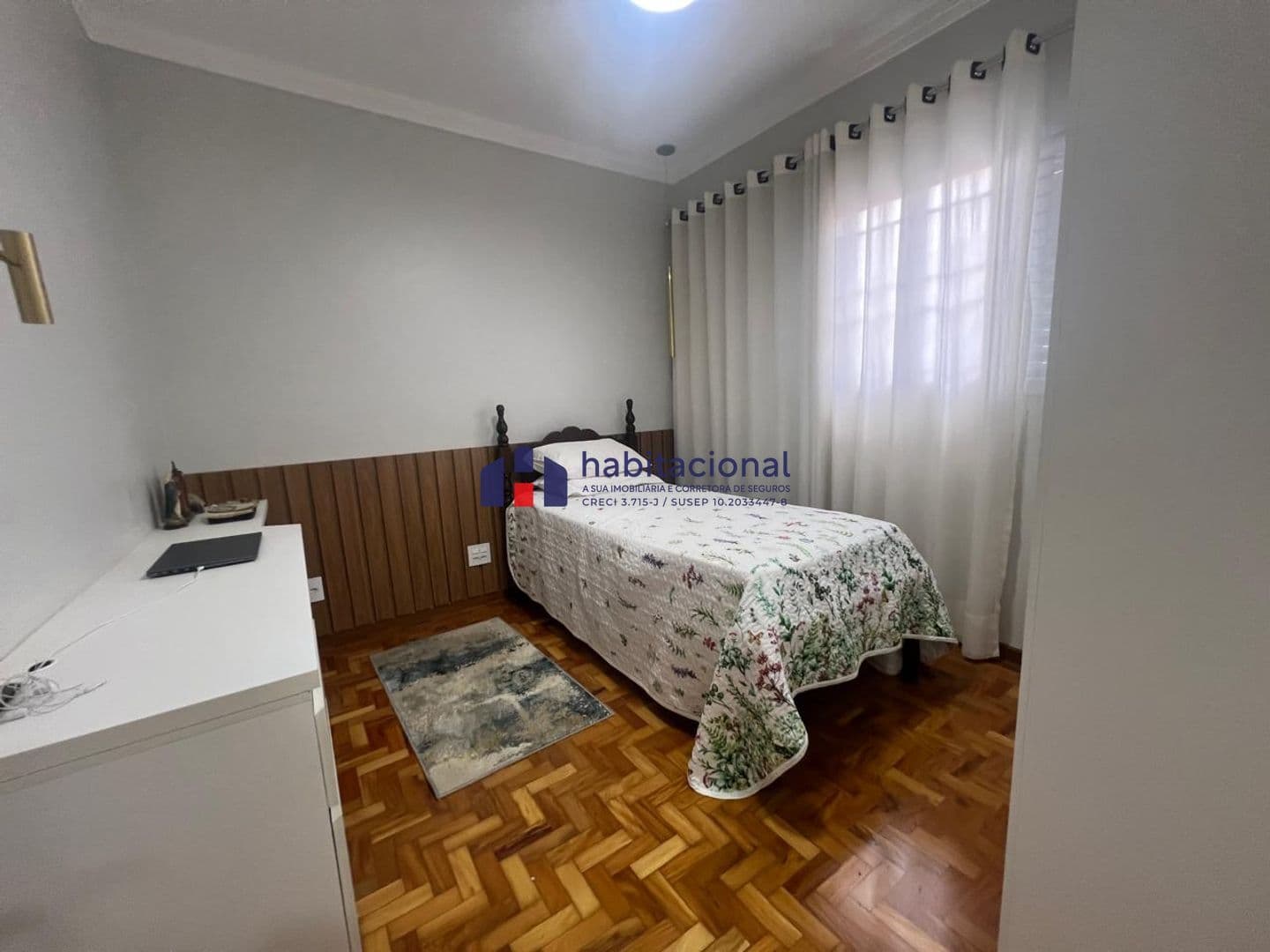 Casa à venda no bairro Jardim Cândida em Araras/SP