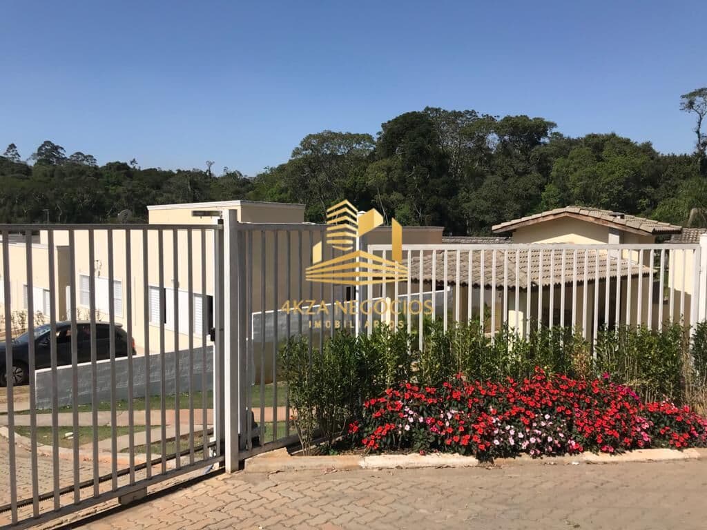 Casa de Condomínio em Cotia - Chácara Tropical (Caucaia do Alto)