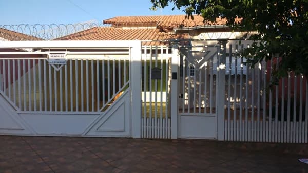 Casa Alvenaria para Venda em Centro Murutinga do Sul-SP