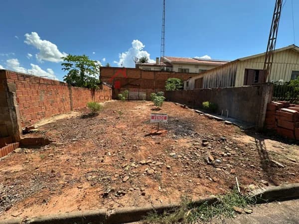 Terreno para Venda em Centro Guaraçaí-SP