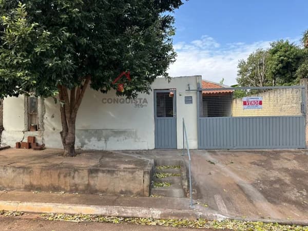 Casa Alvenaria para Venda em Centro Murutinga do Sul-SP