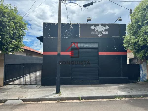 Prédio Comercial em Centro, Guaraçaí/SP