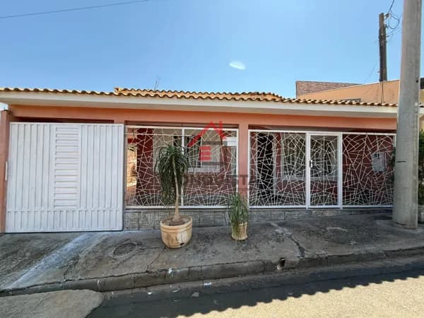 Casa Alvenaria em Loteamento Femaco , Guaraçaí/SP