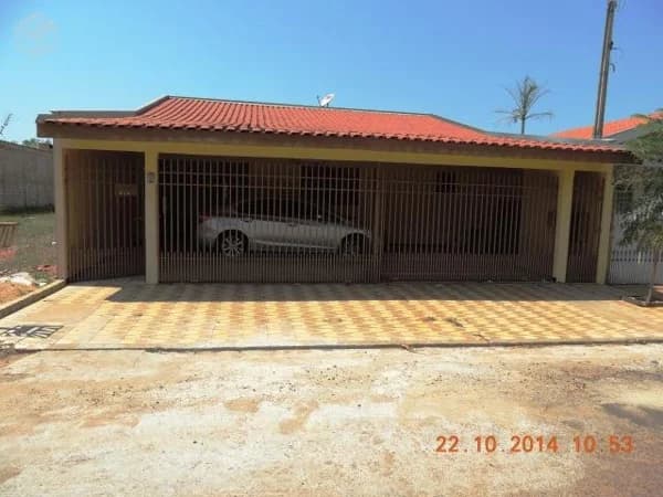 Casa Alvenaria para Venda em Centro Murutinga do Sul-SP