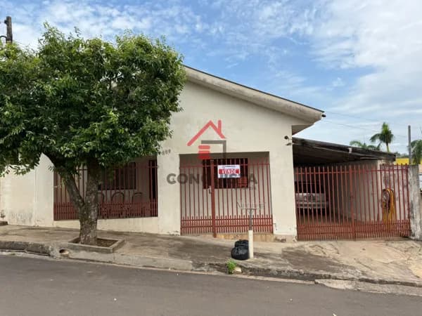 Casa Alvenaria em plano alto , Guaraçaí/SP