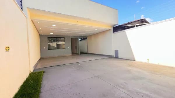 OPORTUNIDADE NO BAIRRO CARDOSO: CASA COM PÉ-DIREITO ALTO, ÁREA GOURMET E GARAGEM PARA 4 CARROS