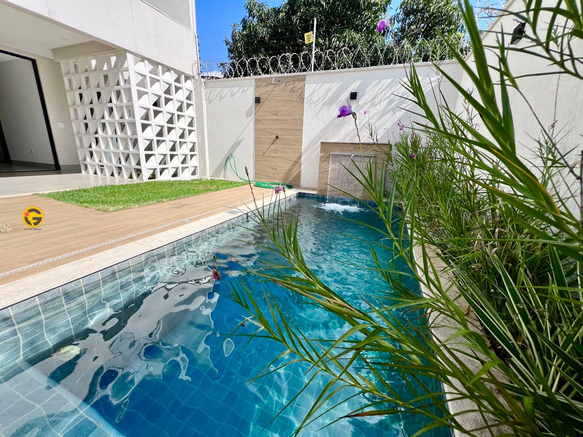 SOBRADO NOVO NO PARQUE AMAZÔNIA – 3 SUÍTES COM AR, SACADA E ARMÁRIOS | LAZER COMPLETO COM PISCINA E CASCATA | ALTO PADRÃO | LOCALIZAÇÃO PRÓX: BURITI SHOPPING