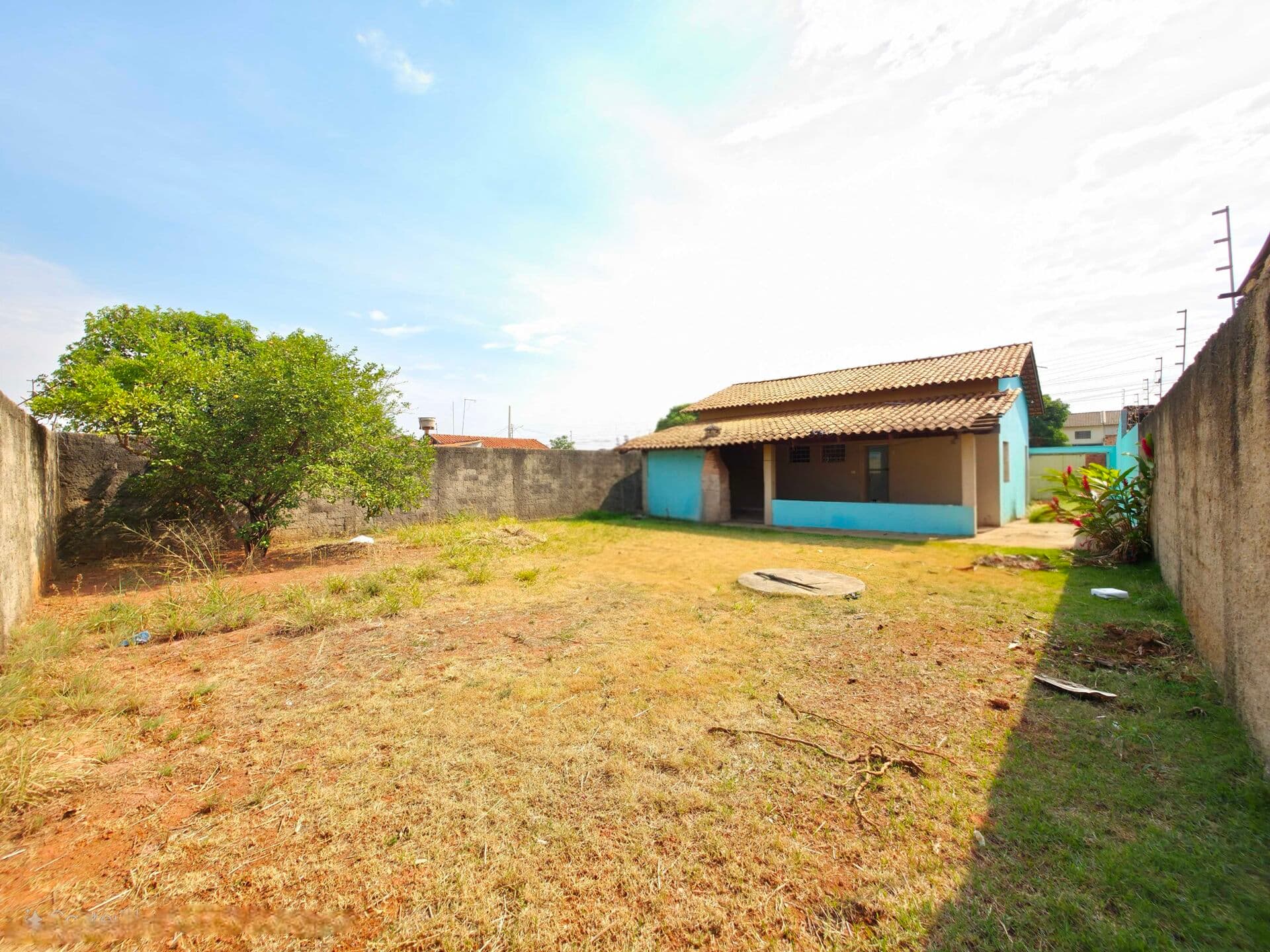 CASA 3 QUARTOS UM SUÍTE EM JARDIM BURITI SERENO A VENDA APARECIDA DE GOIÂNIA, 405 M²