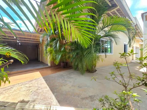CASA DE LOTE INTEIRO À VENDA NO RESIDENCIAL ALICE BARBOSA, 3 SUÍTES, GOURMET, PLANEJADOS, EM GOIÂNIA GO