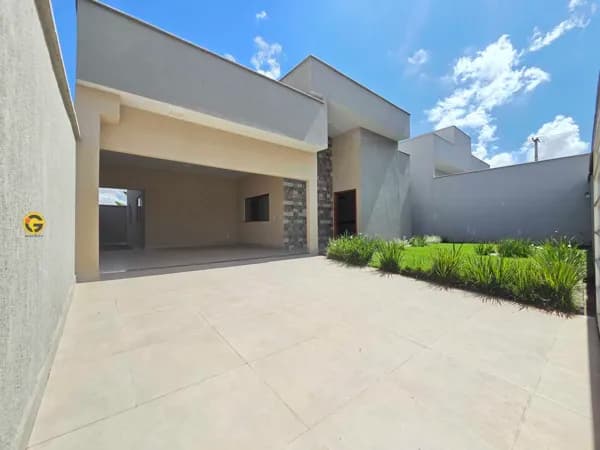 CASA DE 3 QUARTOS, COM SUÍTE, VAGA DE GARAGEM PARALELA, ÁREA GRANDE NA REGIÃO DO VILA BRASÍLIA, APARECIDA DE GOIÂNIA GO