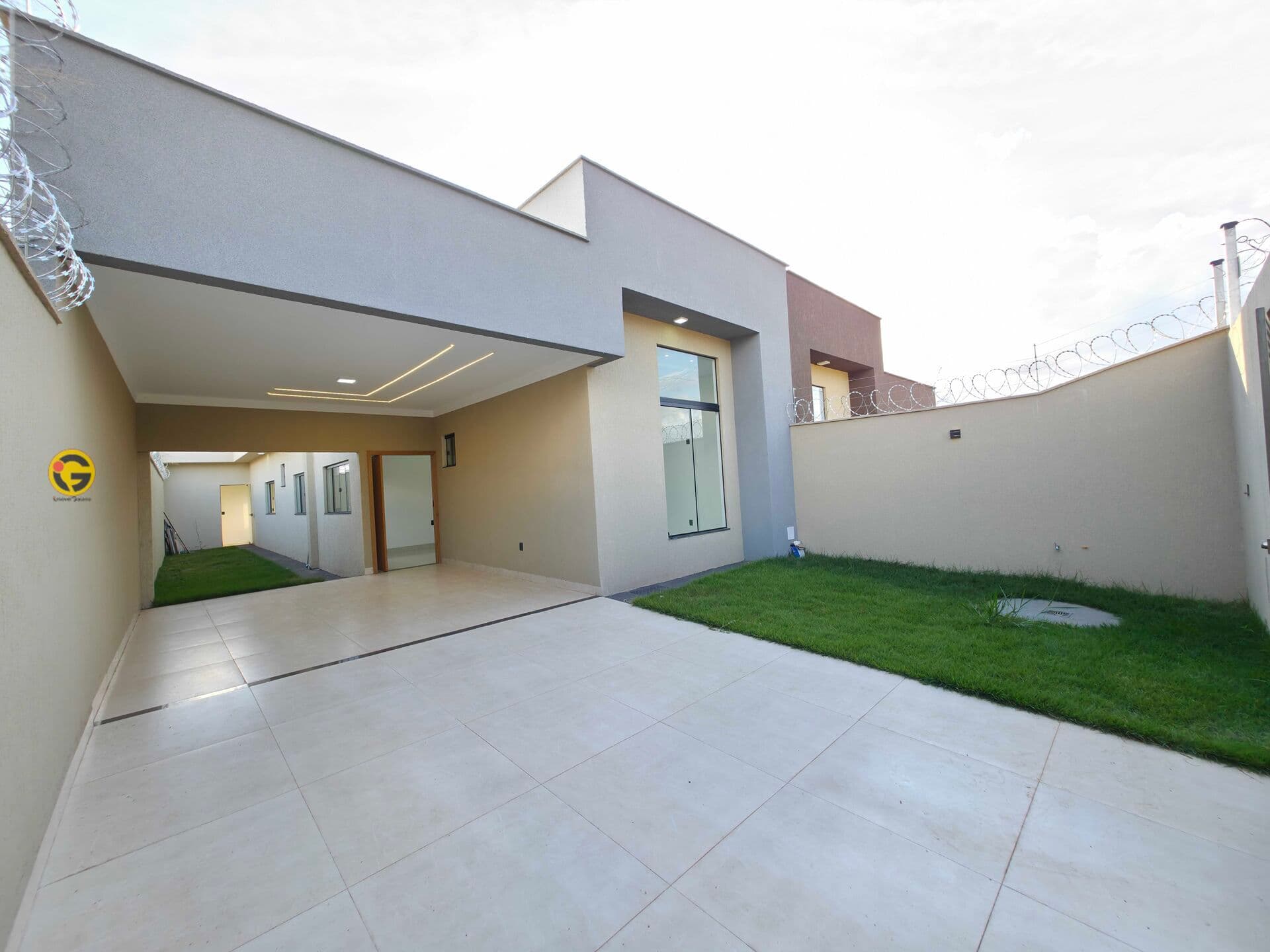 CASA ALTO PADRÃO COM PISCINA AQUECIDA E AUTOMAÇÃO – VILA OLIVEIRA – APARECIDA DE GOIÂNIA