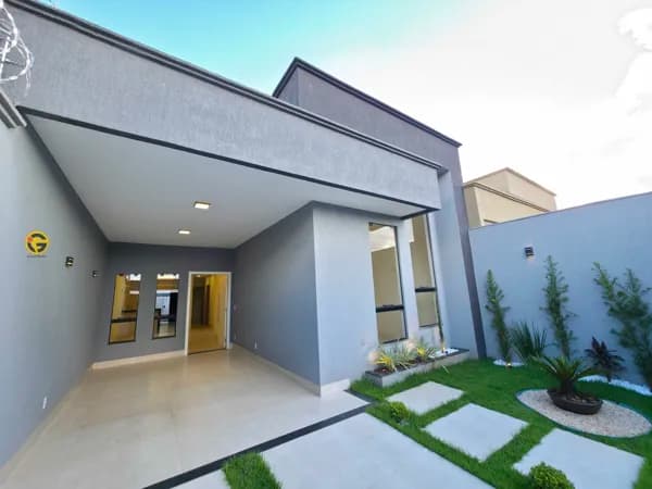 CASA A VENDA EM PARQUE ITATIAIA • APARECIDA DE GOIÂNIA 3 QUARTOS • SUÍTE CLOSET • PISCINA AQUECIDA
