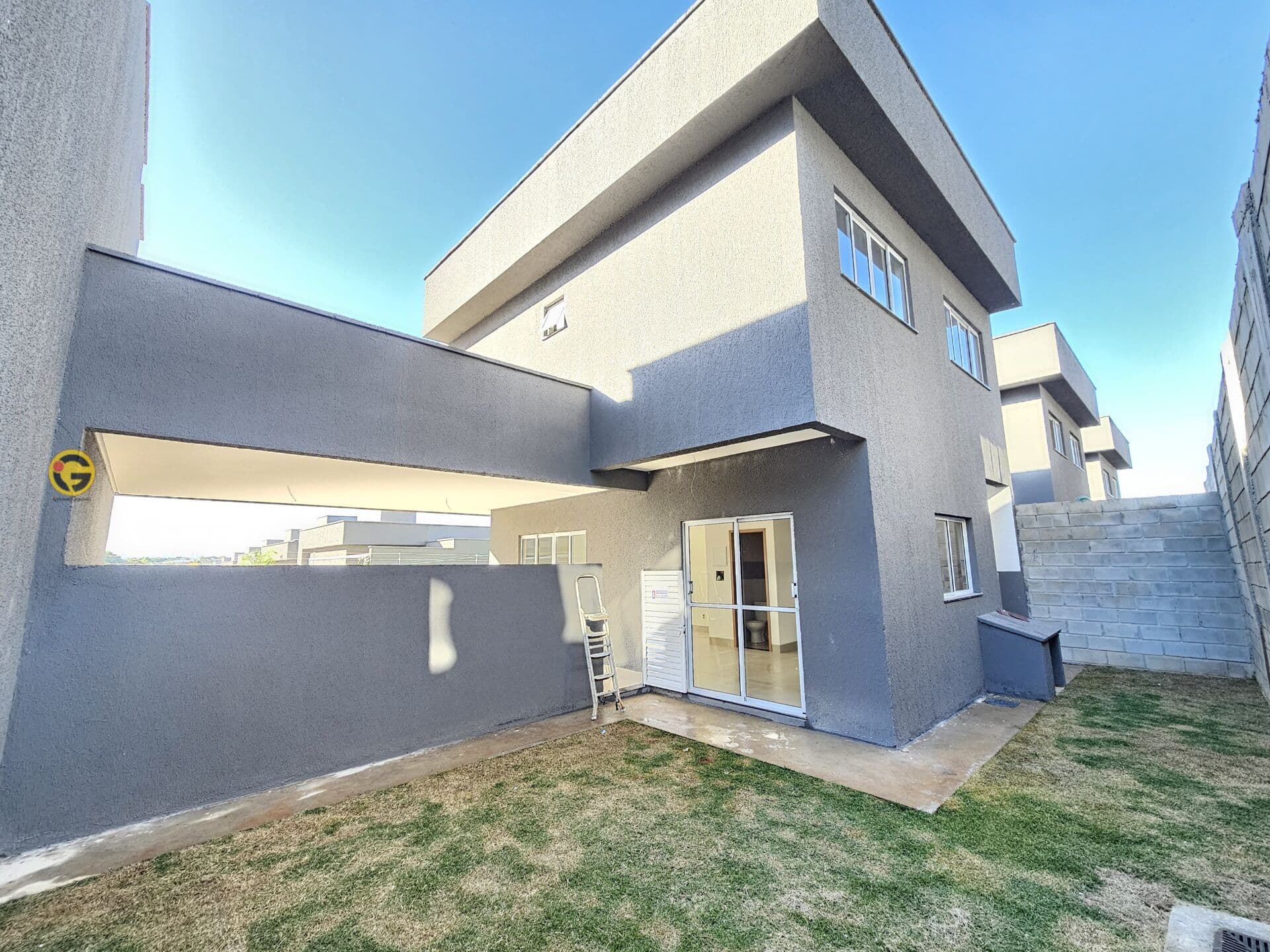 🏡 Casa 3 Quartos com Suíte, Área Gourmet e Lazer Completo – Condomínio Villa Rica Royal, Aparecida de Goiânia/GO