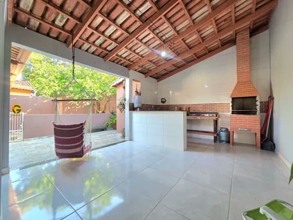 🏡 Casa de Lote Inteiro no Parque Real – Região Vila Brasília | 3 Quartos c/ Suíte, Área Gourmet e Quintal