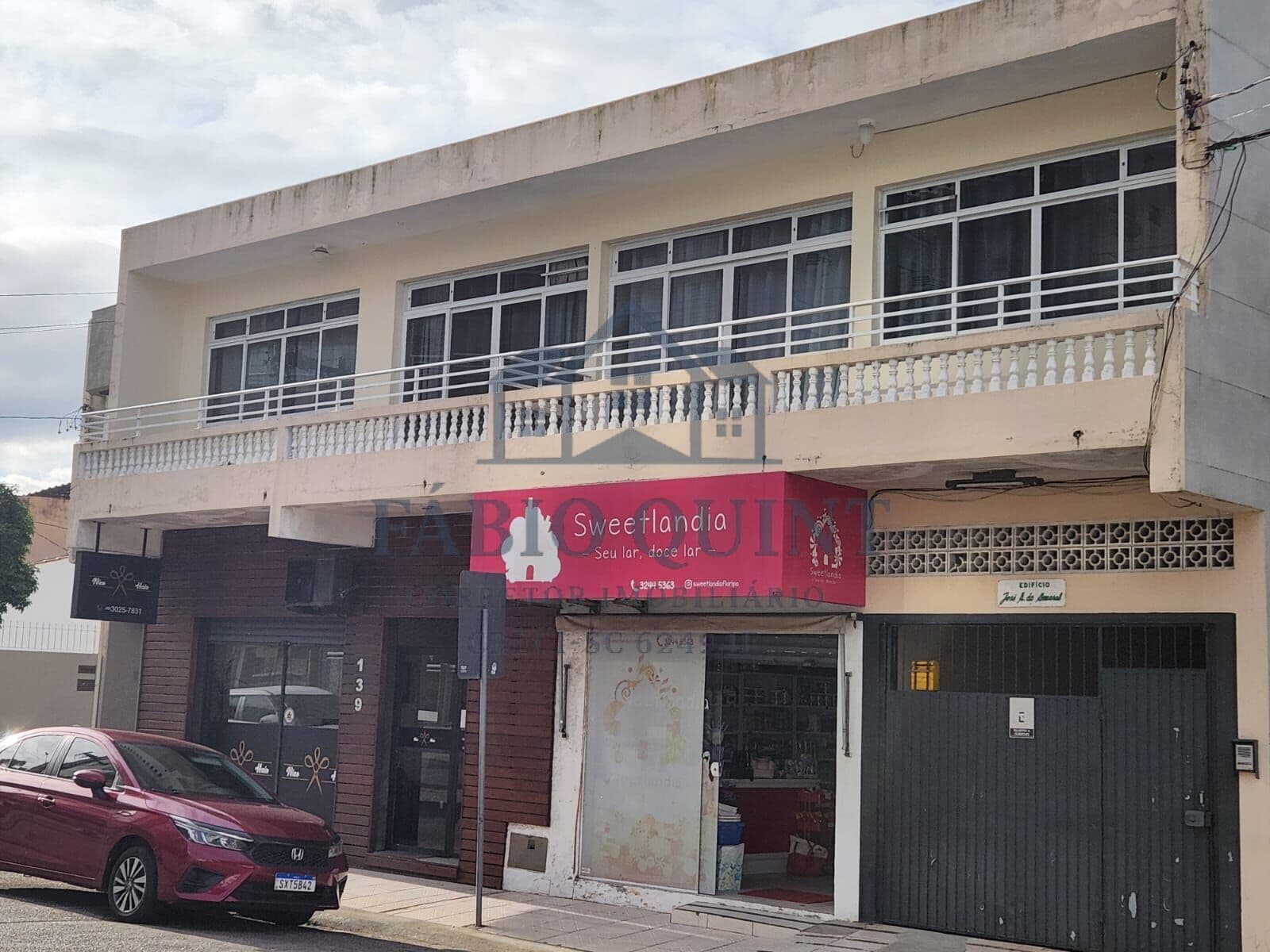 Edifício Misto - Residencial superior e Térreo comercial no Estreito - Florianópolis/SC
