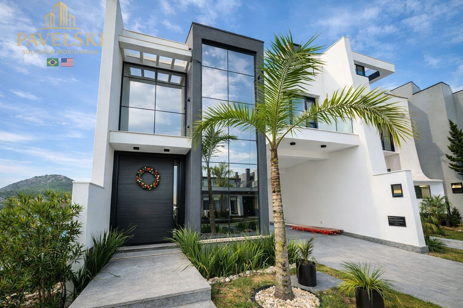 Casa Nova 3 Dorm em Condomínio Fechado, Área Gourmet e Espaço para Piscina