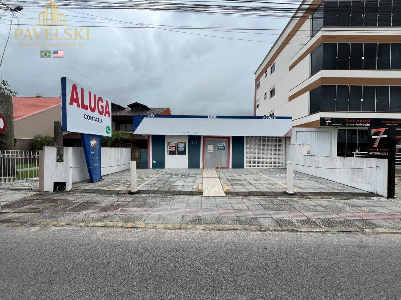 Loja / Sala comercial para locação no centro de Biguaçu