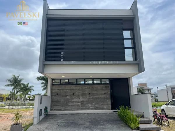 Casa em Condomínio fechado de 4 dormitórios sendo 2 suítes e 2 Demi suítes - Deltaville / Biguaçu