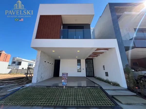 Casa 3 dormitórios sendo 1 suíte em Condomínio fechado - Deltaville / Biguaçu