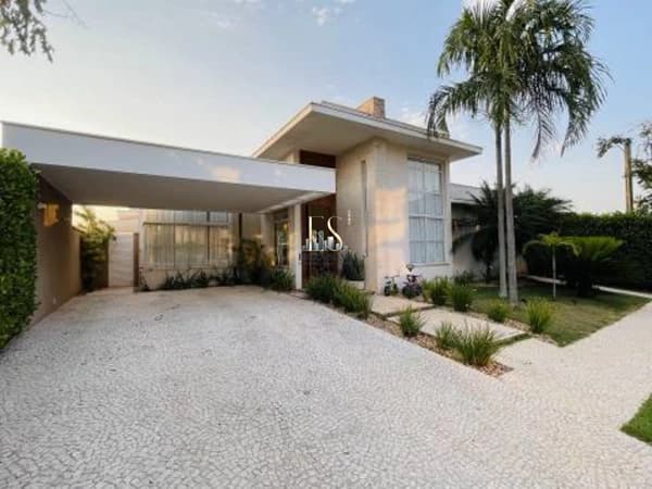 Casa em São José do Rio Preto - Parque Residencial Damha VI