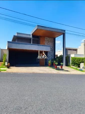 Casa de Alto Padrão à Venda no Damha IV em São José do Rio Preto com 4 Suítes e Piscina
