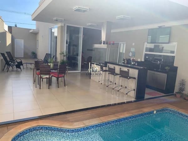 Casa em São José do Rio Preto - Parque Residencial Damha VI