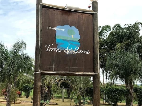 Sobrado em Mendonça - Terras da Barra