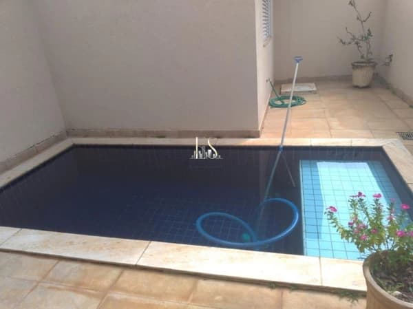 Casa em São José do Rio Preto - Parque Residencial Damha IV