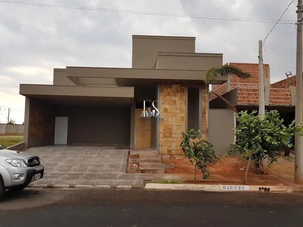 Casa em São José do Rio Preto - Loteamento Recanto Do Lago