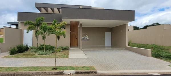 Casa em Bady Bassitt - Cond Jardim Botânico