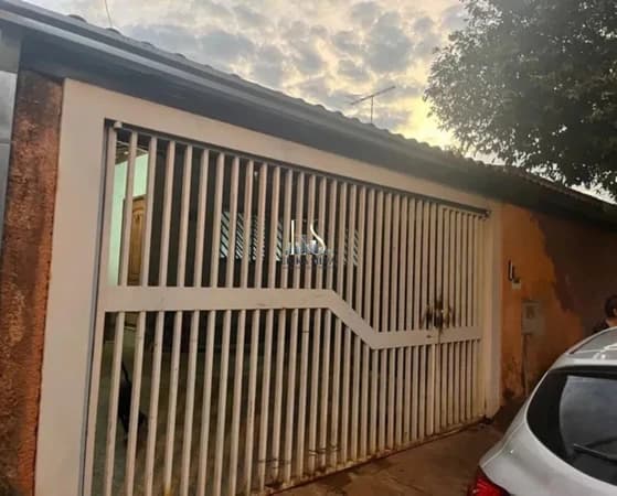 Casa em São José do Rio Preto - Conjunto Habitacional Cristo Rei